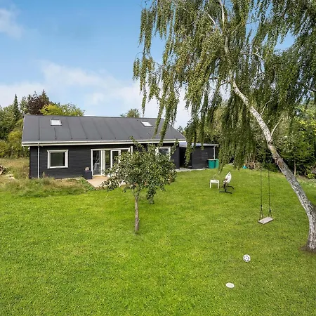 Ferienhaus 3 Bedroom Gorgeous In Lundby Stationsby