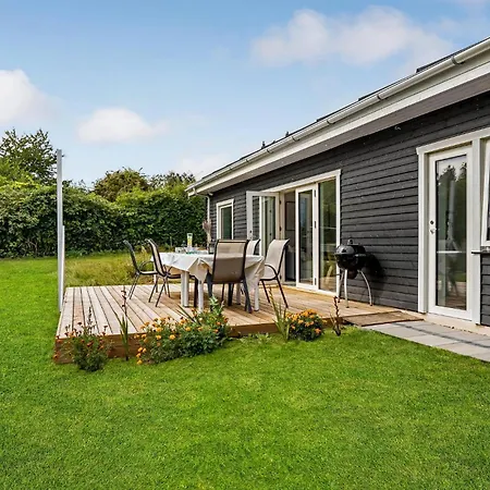 3 Bedroom In Lundby Stationsby