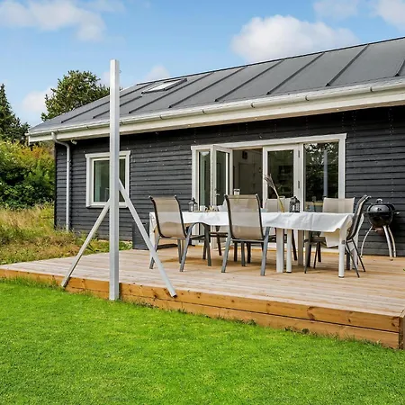 3 Bedroom Gorgeous In * Lundby Stationsby