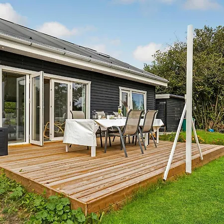 3 Bedroom In Lundby Stationsby